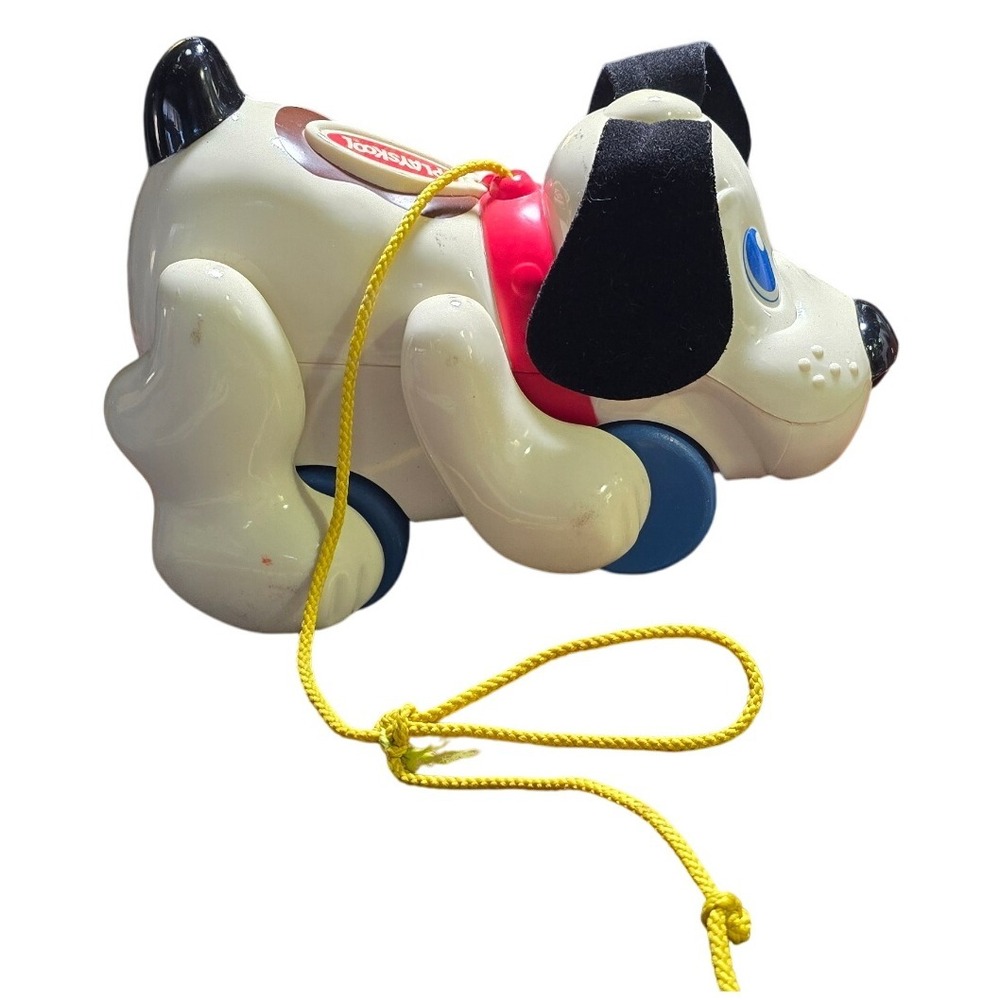 VTG 1999 Playskool Brown White Dog Pull Toy Talking Walking Wheels Yellow‎ Rope